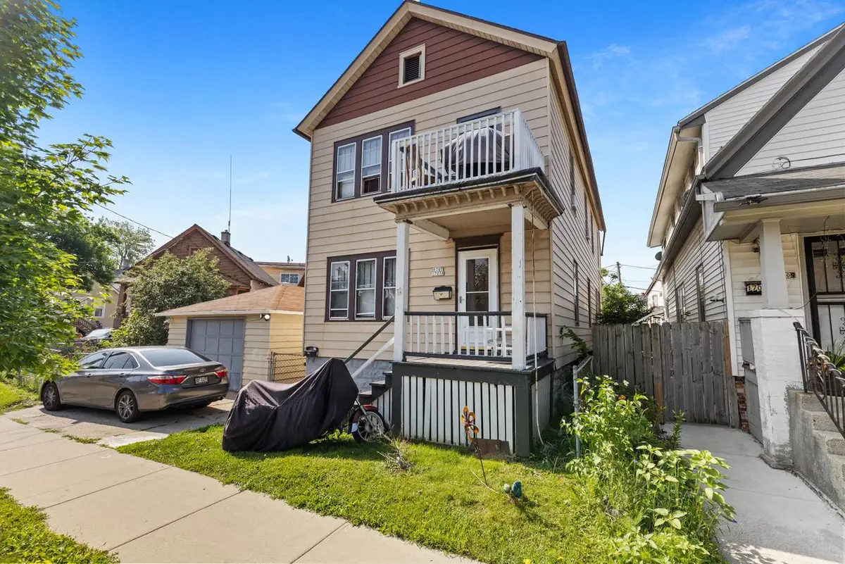 1707 W Burnham STREET, Milwaukee, WI 53204 - #1