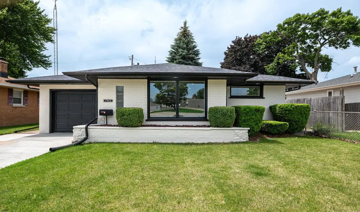 7916 22nd AVENUE, Kenosha, WI 53143 - #1