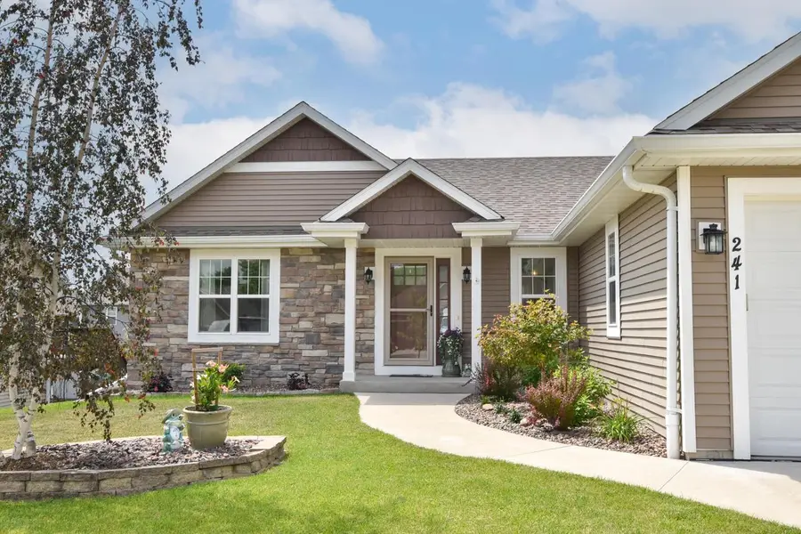 241 Silver Fox DRIVE N, Kewaskum, WI 53040 - #2