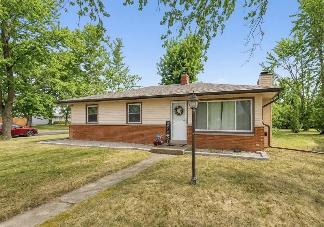 7934 N Edgeworth DRIVE, Milwaukee, WI 53223 - #1