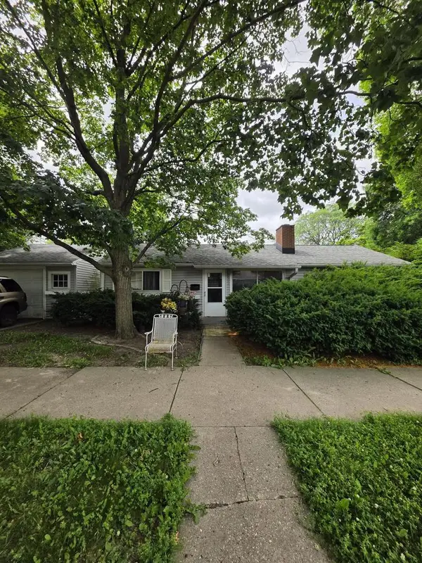 8329 W Auer AVENUE, Milwaukee, WI 53222