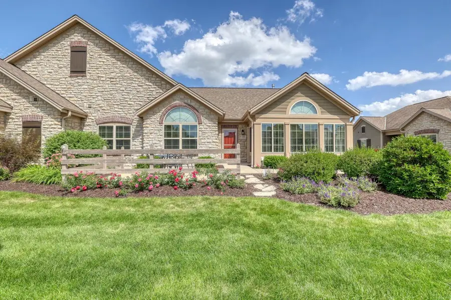 W250N5002 William DRIVE, Pewaukee, WI 53072 - #2