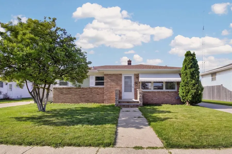 1008 Saxony DRIVE, Racine, WI 53402 - #3