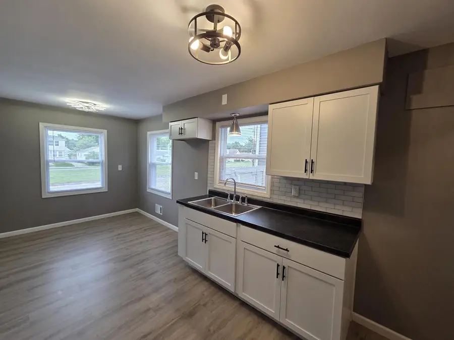 4947 N 20th STREET, Milwaukee, WI 53209 - #3