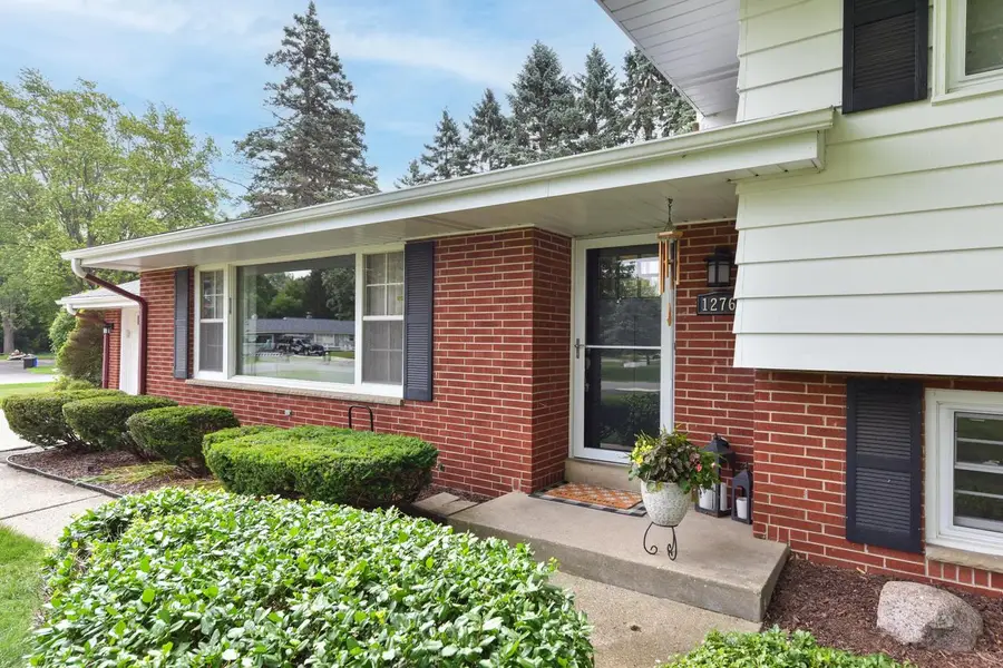 12765 Winthrop COURT, Brookfield, WI 53005 - #2