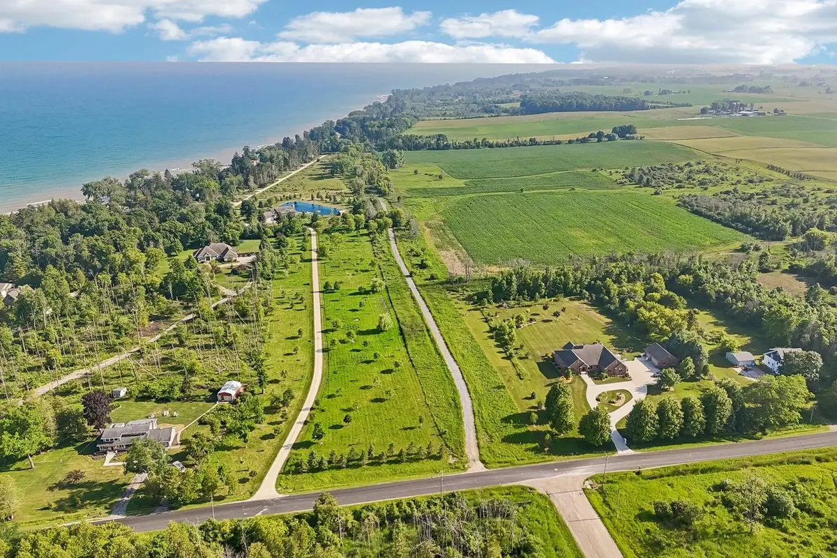 295 S CEDAR BEACH ROAD, Belgium, WI 53004 - #1
