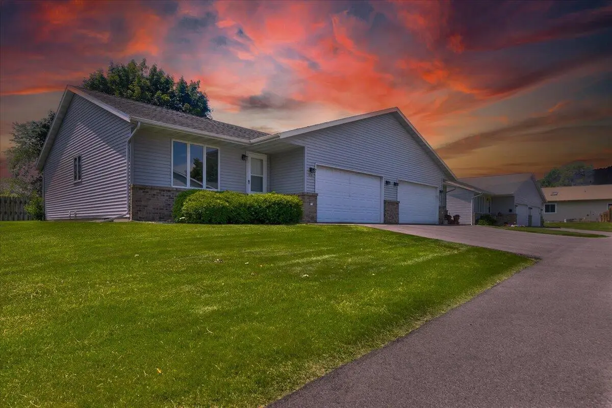 914 Northern Sands PLACE, Onalaska, WI 54650 - #1