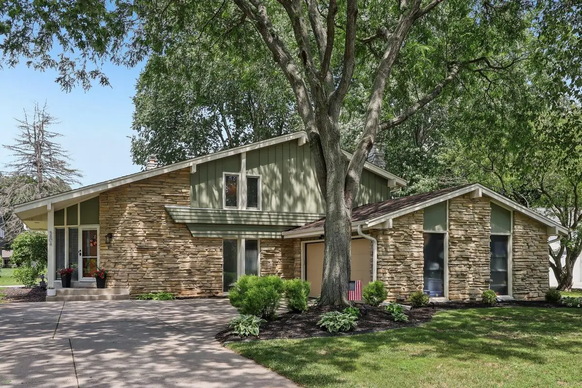 5806 Glen Flora DRIVE, Greendale, WI 53129 - #1