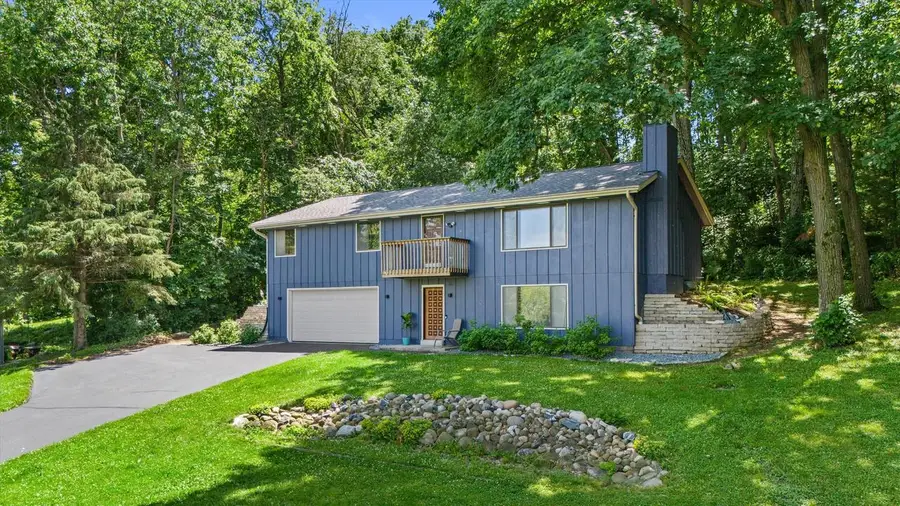 N65W26283 Lake DRIVE, Sussex, WI 53089 - #2