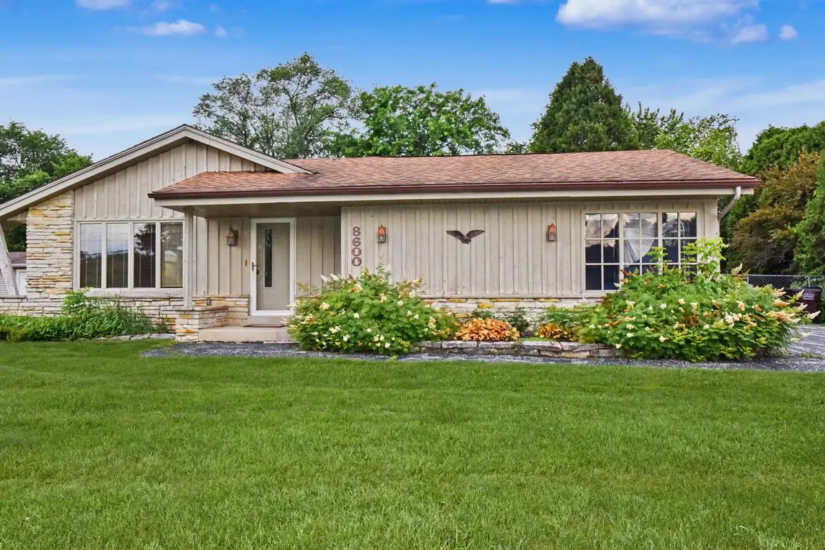 8600 Racine AVENUE, Waterford, WI 53185 - #1
