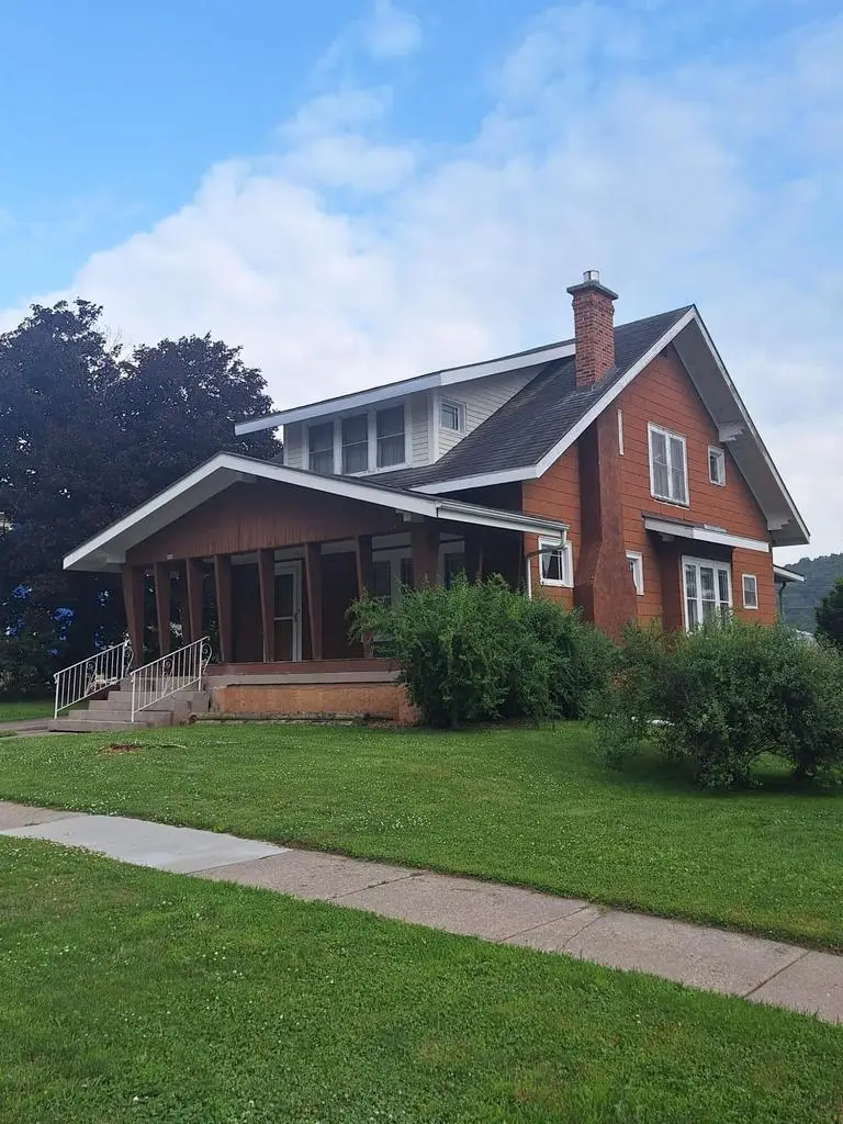 111 E Wisconsin STREET, Viola, WI 54664 - #1