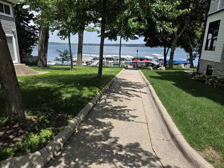 1609 Jackson Park DRIVE, Delavan, WI 53115 - #2