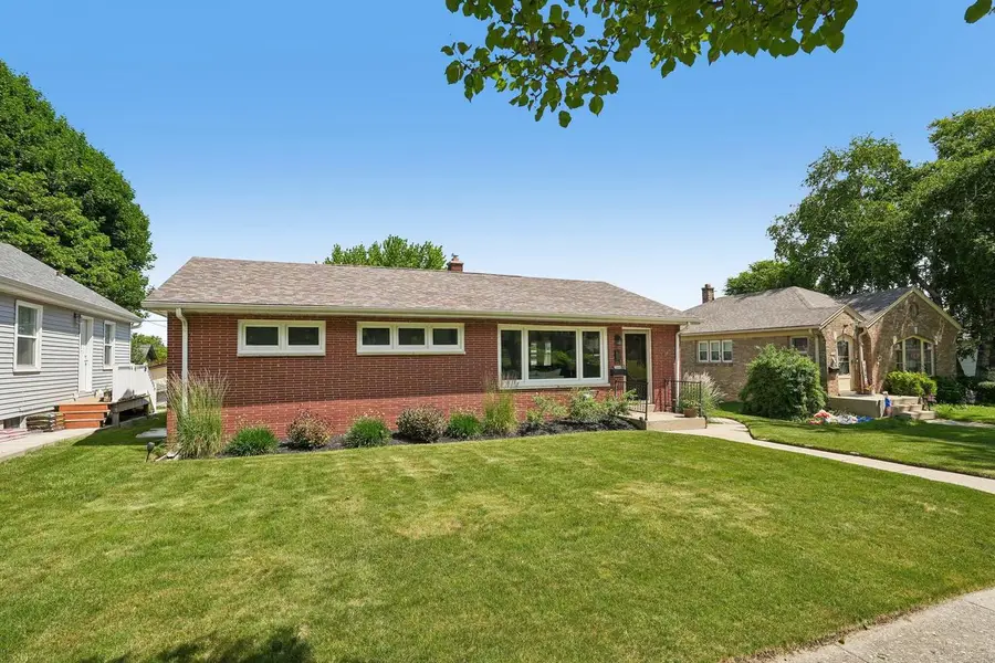 3648 E Whittaker AVENUE, Cudahy, WI 53110 - #3