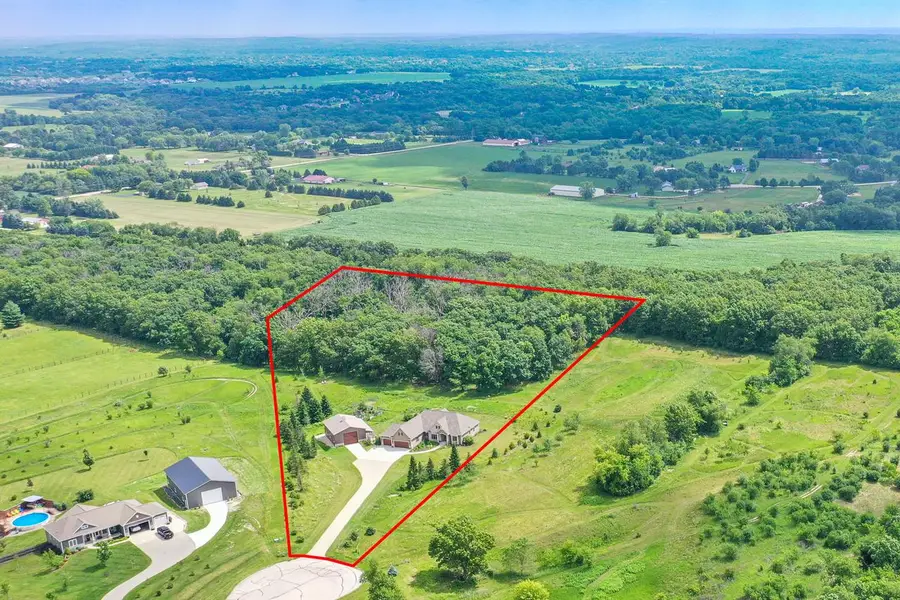 S106W36642 Saddle Ridge DRIVE, Eagle, WI 53119 - #3