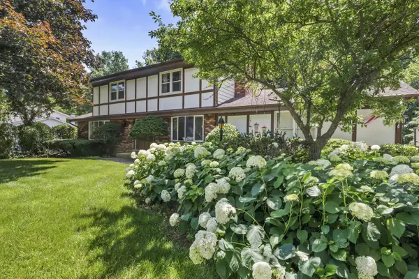 N76W14597 North Point DRIVE, Menomonee Falls, WI 53051