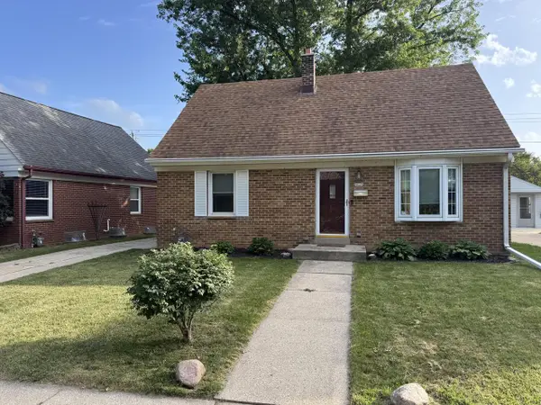 5029 W Fillmore DRIVE, Milwaukee, WI 53219