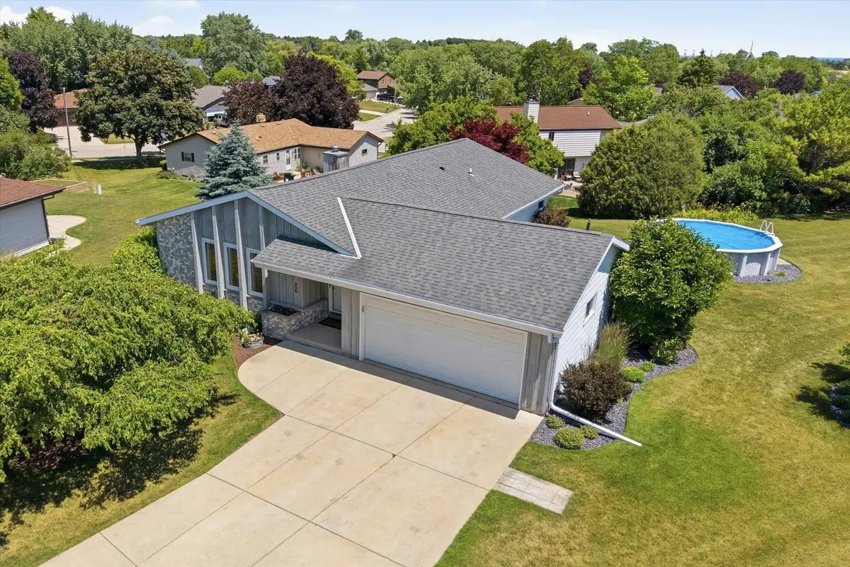 920 Cedar COURT, Port Washington, WI 53074 - #1