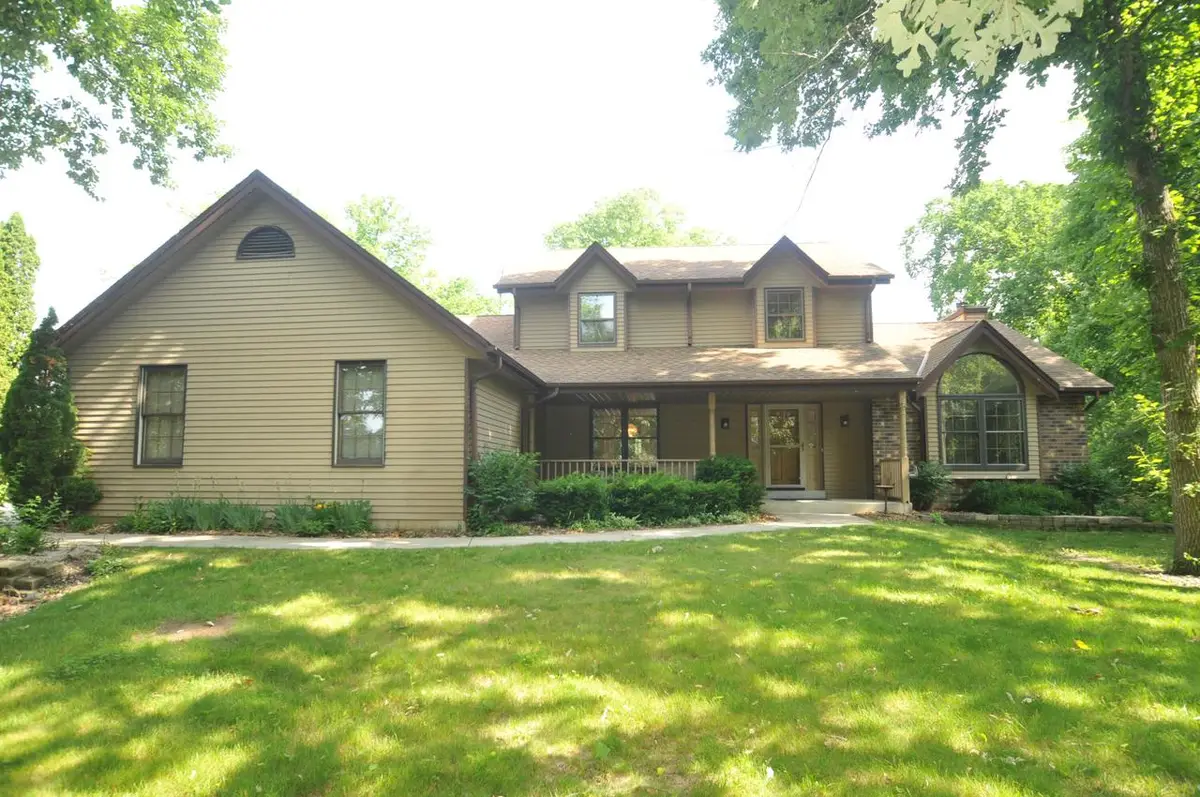 2436 5 1/2 Mile ROAD, Racine, WI 53402 - #1