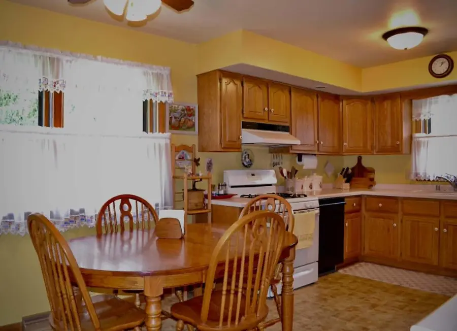 7812 47th AVENUE, Kenosha, WI 53142 - #2