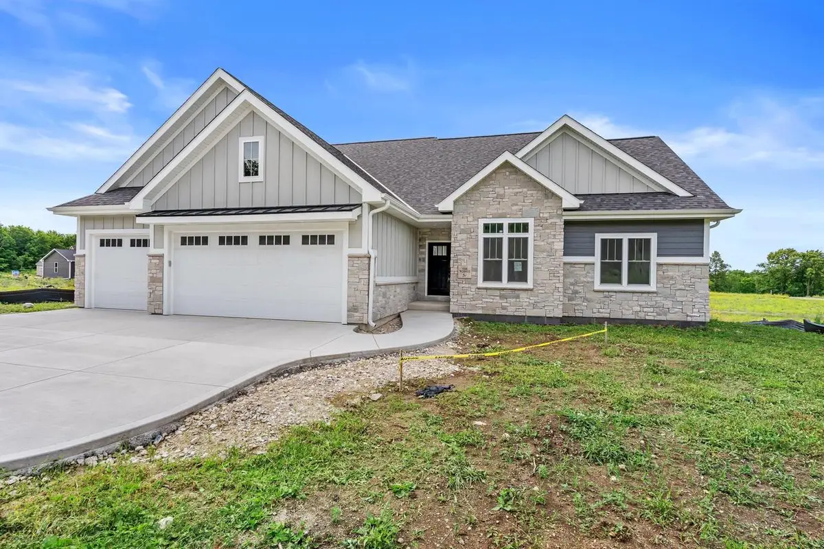N66W20955 Sweet Clover DRIVE, Menomonee Falls, WI 53051 - #1