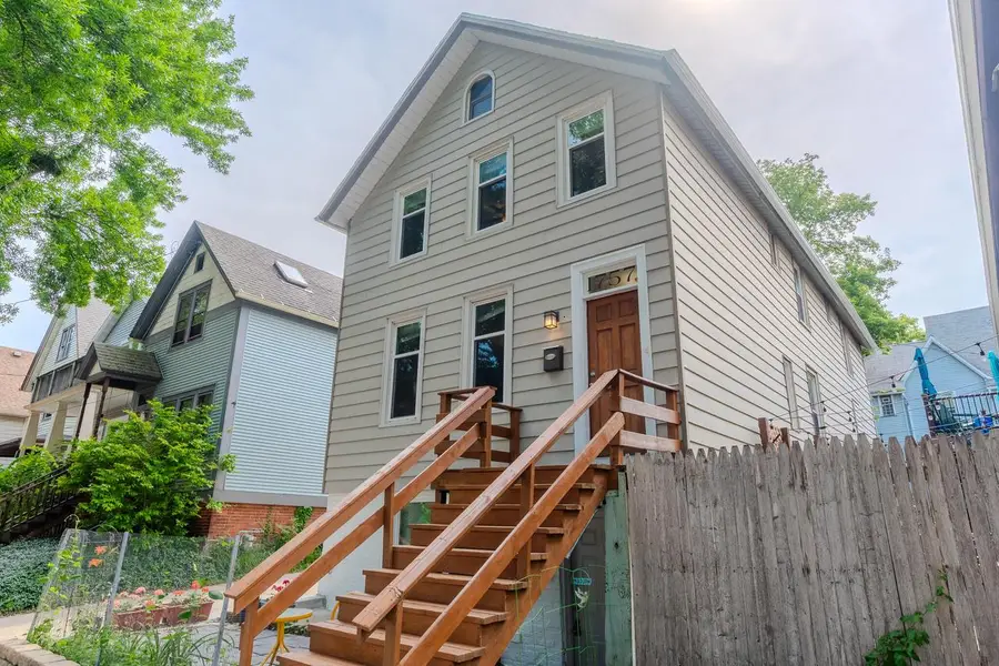 1755 N Franklin PLACE #1757, Milwaukee, WI 53202 - #3
