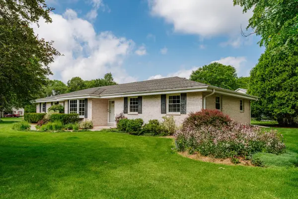 3815 Westwood COURT, Brookfield, WI 53005