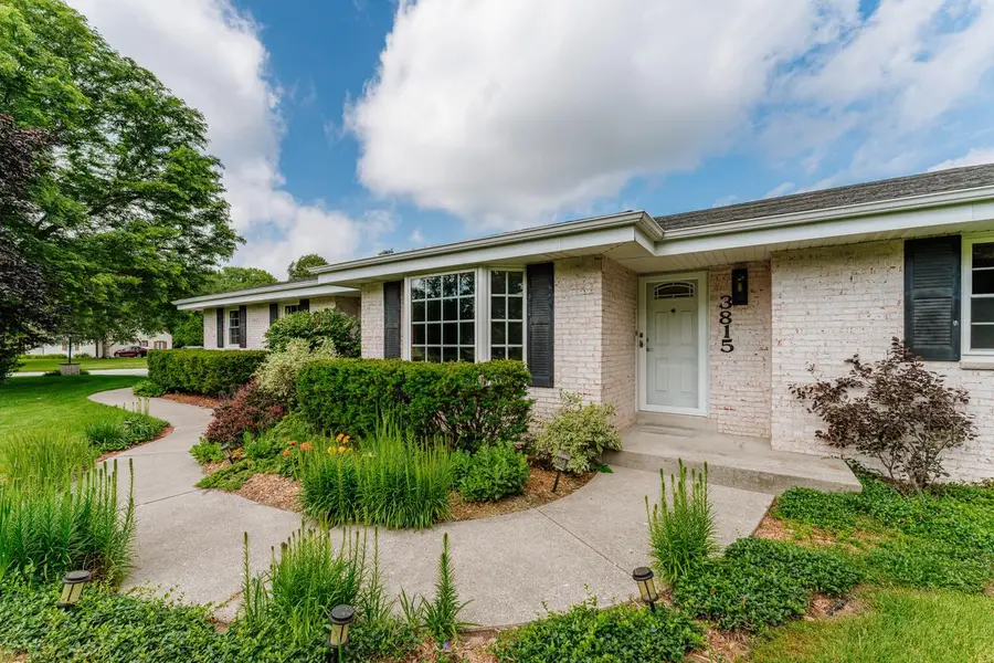3815 Westwood COURT, Brookfield, WI 53005 - #3