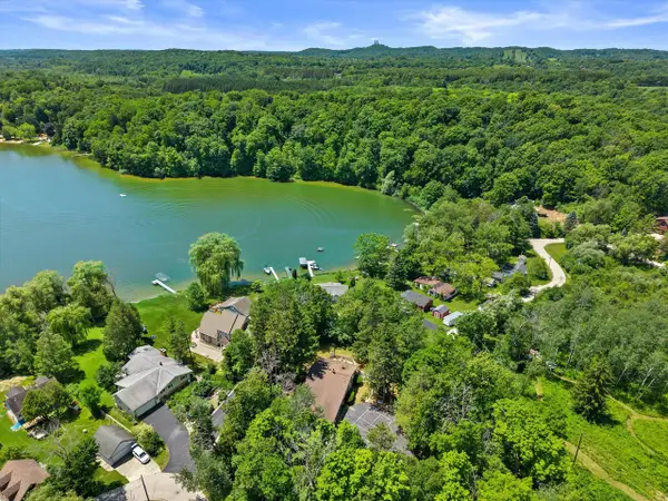4786 Riverview DRIVE, Hubertus, WI 53033