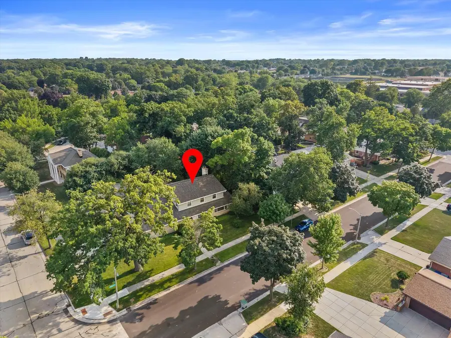 1811 W Halsey AVENUE, Milwaukee, WI 53221 - #2