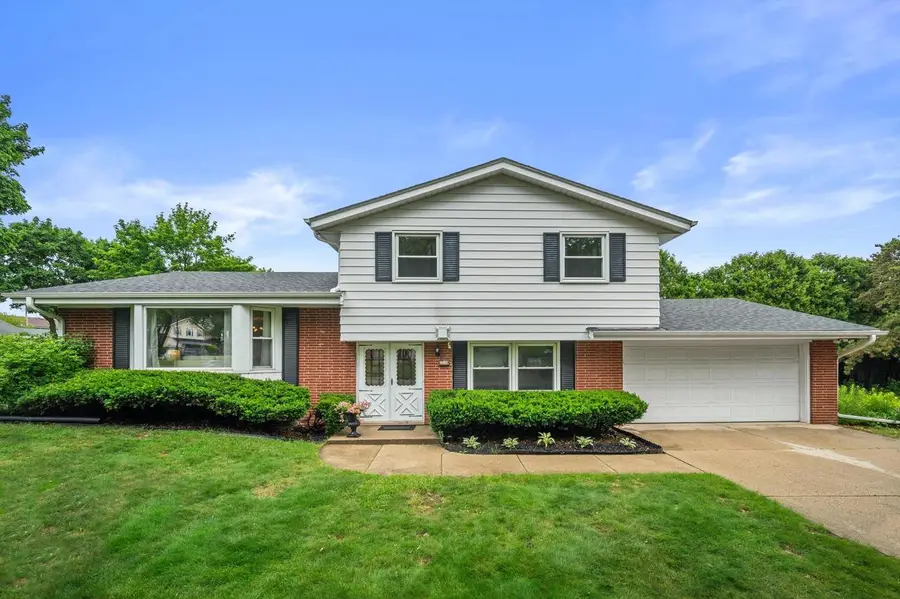 12130 W Chambers STREET, Wauwatosa, WI 53222 - #2