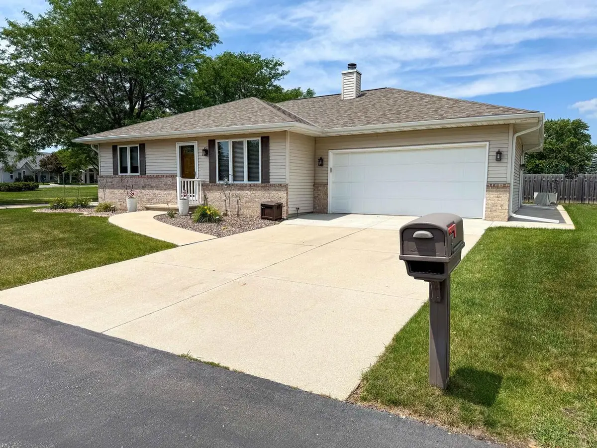 5 Prestige CIRCLE, Fond Du Lac, WI 54935 - #1