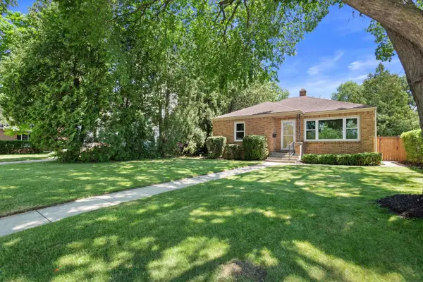 205 N Chicago AVENUE, South Milwaukee, WI 53172