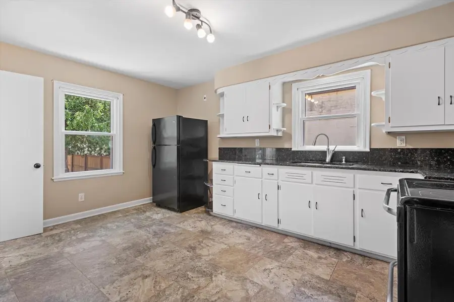 205 N Chicago AVENUE, South Milwaukee, WI 53172 - #3