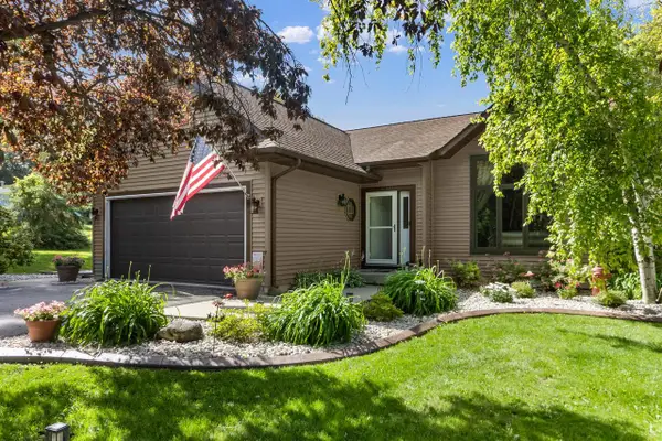 32925 49th STREET, Burlington, WI 53105