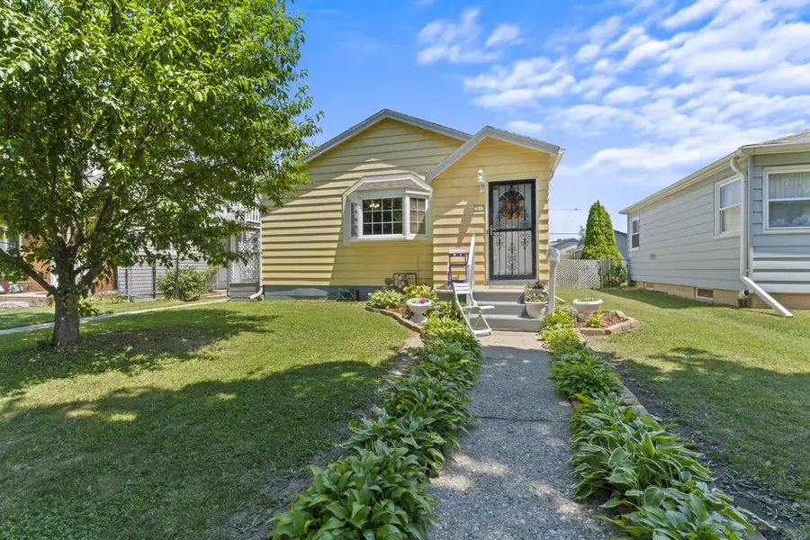 3818 S 18th STREET, Milwaukee, WI 53221 - #2