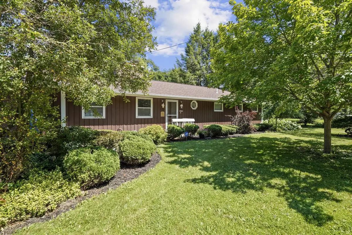 N2472 Fisk DRIVE, Burlington, WI 53105 - #1