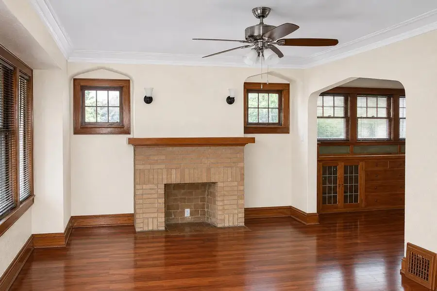3167 N 44th STREET, Milwaukee, WI 53216 - #2