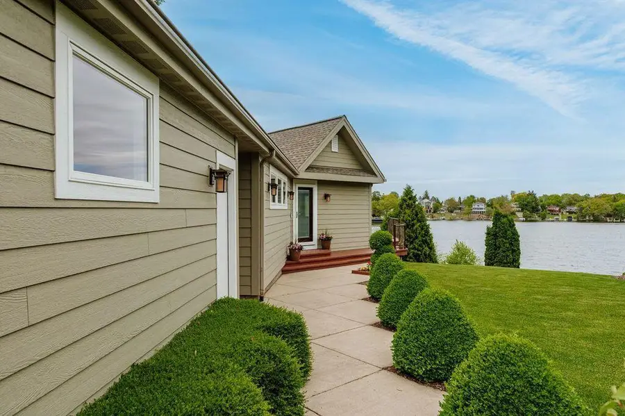 N50W35310 Wisconsin AVENUE, Oconomowoc, WI 53066 - #3