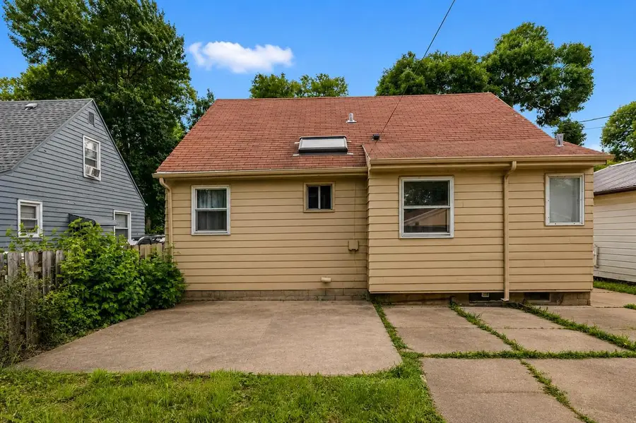 5339 N 58th STREET, Milwaukee, WI 53218 - #3