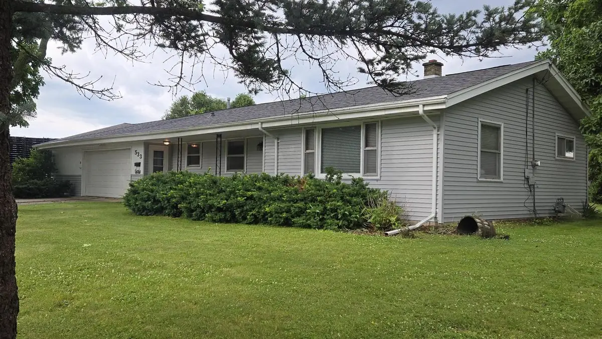 533 Degner AVENUE, Mayville, WI 53050 - #1