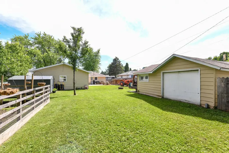 2526 Indian TRAIL, Racine, WI 53402 - #3