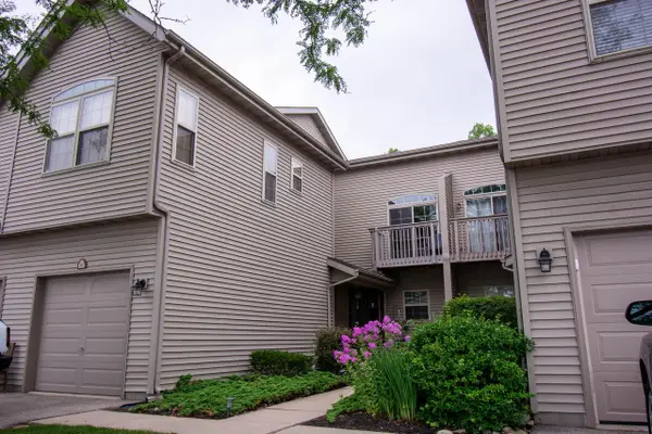 500 S Edwards BOULEVARD #9, Lake Geneva, WI 53147