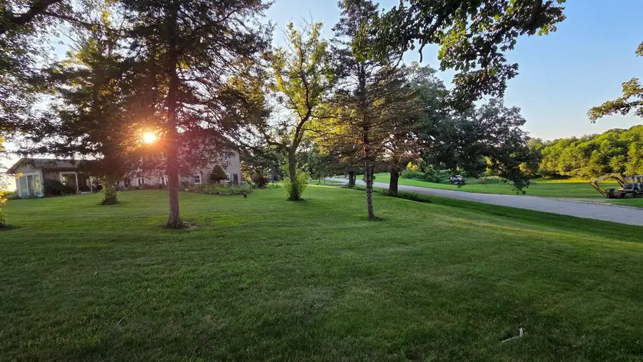 3377 N Hackbarth ROAD, Janesville, WI 53548 - #3