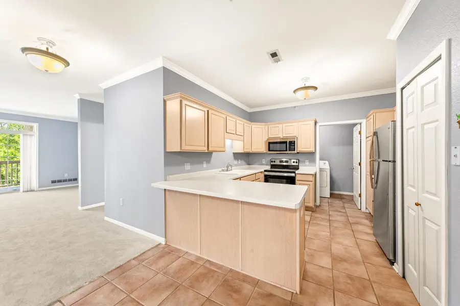 13060 W Bluemound ROAD #201, Elm Grove, WI 53122 - #3