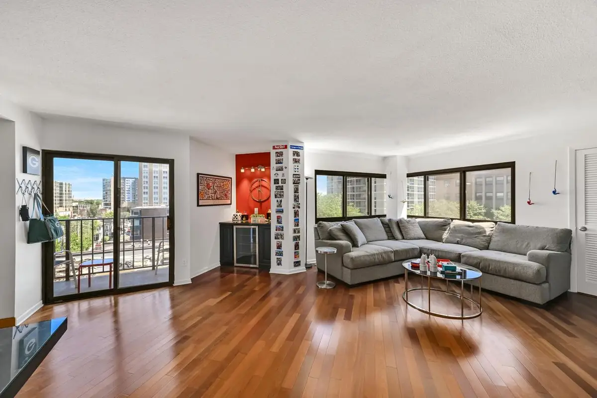 1633 N Prospect AVENUE #7E, Milwaukee, WI 53202 - #1