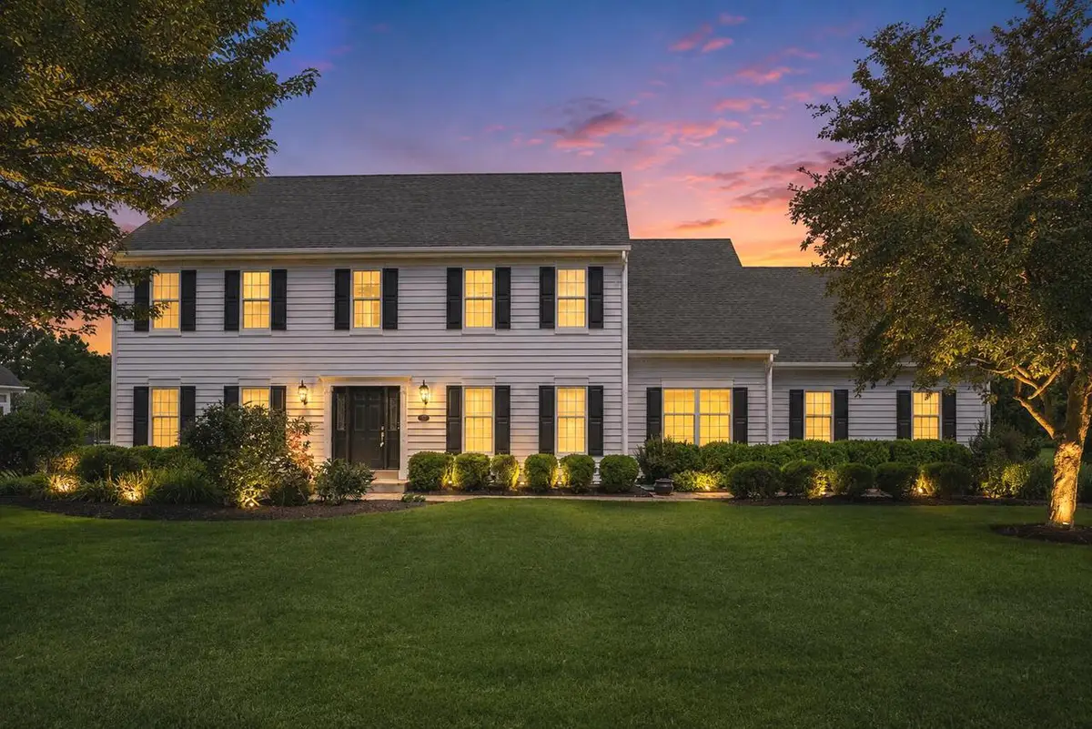 1836 Tallgrass CIRCLE, Waukesha, WI 53188 - #1