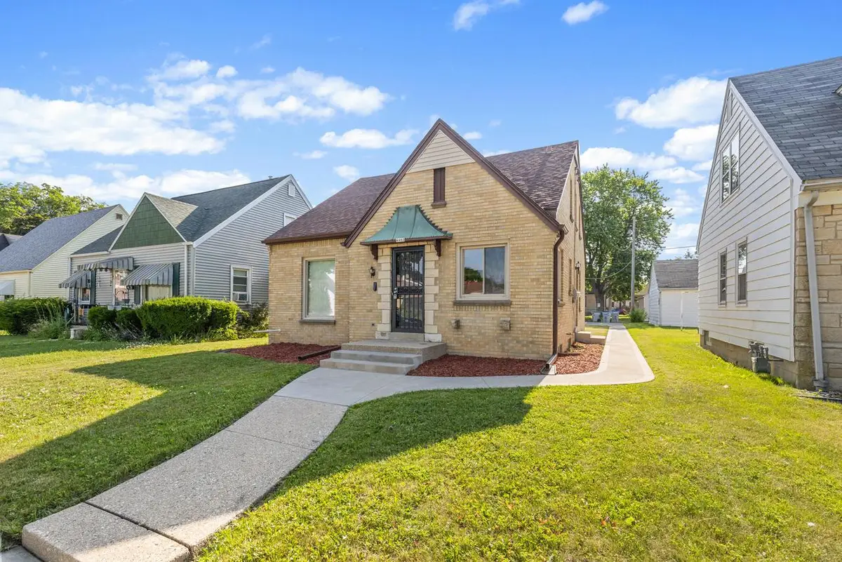 4460 N 42nd STREET, Milwaukee, WI 53209 - #1