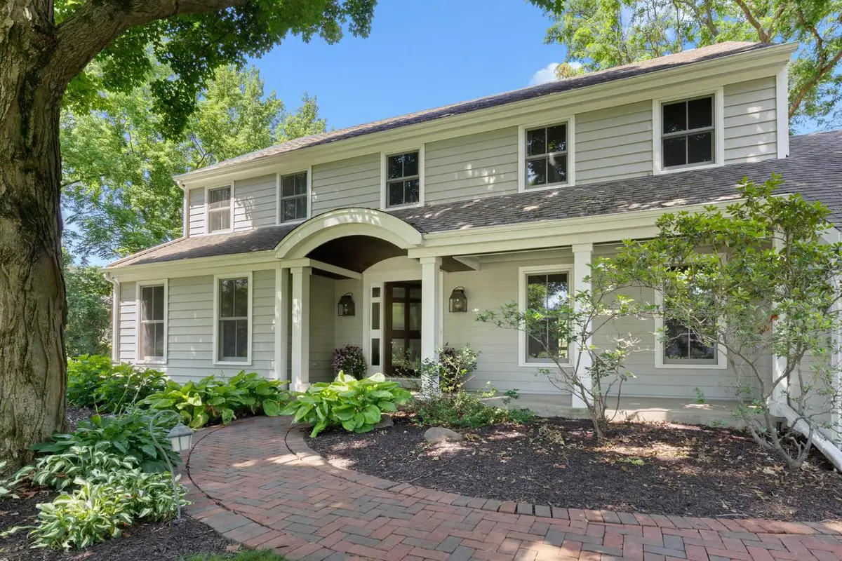 N61W29544 S Woodfield ROAD, Hartland, WI 53029 - #1