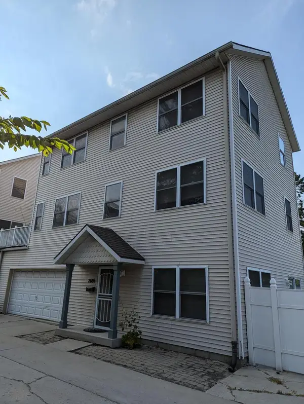 2686 N Humboldt BOULEVARD, Milwaukee, WI 53212