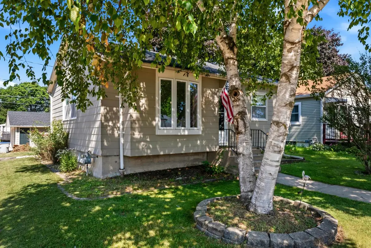 3855 S 17th STREET, Milwaukee, WI 53221 - #1